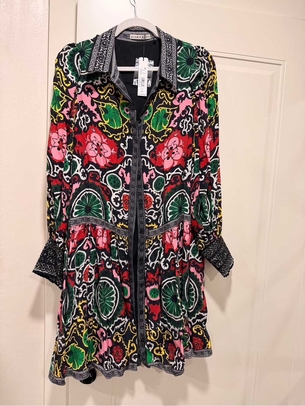 Alice + Olivia Black Multicolor Floral Button-Front Long Sleeve Dress